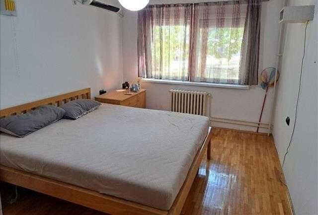 Дава се под наем Двустаен апартамент в Бургас, Зорница - 58 кв.м за 153 € - Снимка #2