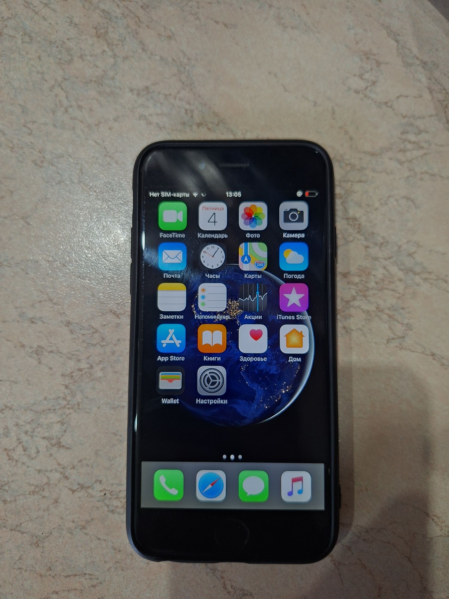 IPhone 6 батарею держит нормально
