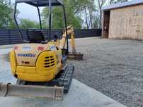 Închiriez miniexcavator cu operator