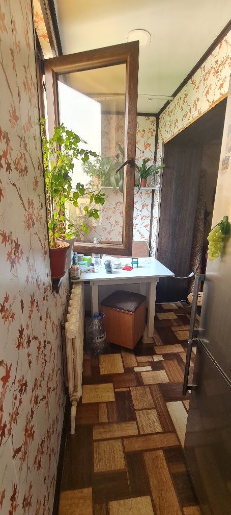 Срочно продам свою квартиру 1*2/4/4 на юнусабаде 18 без посредников!