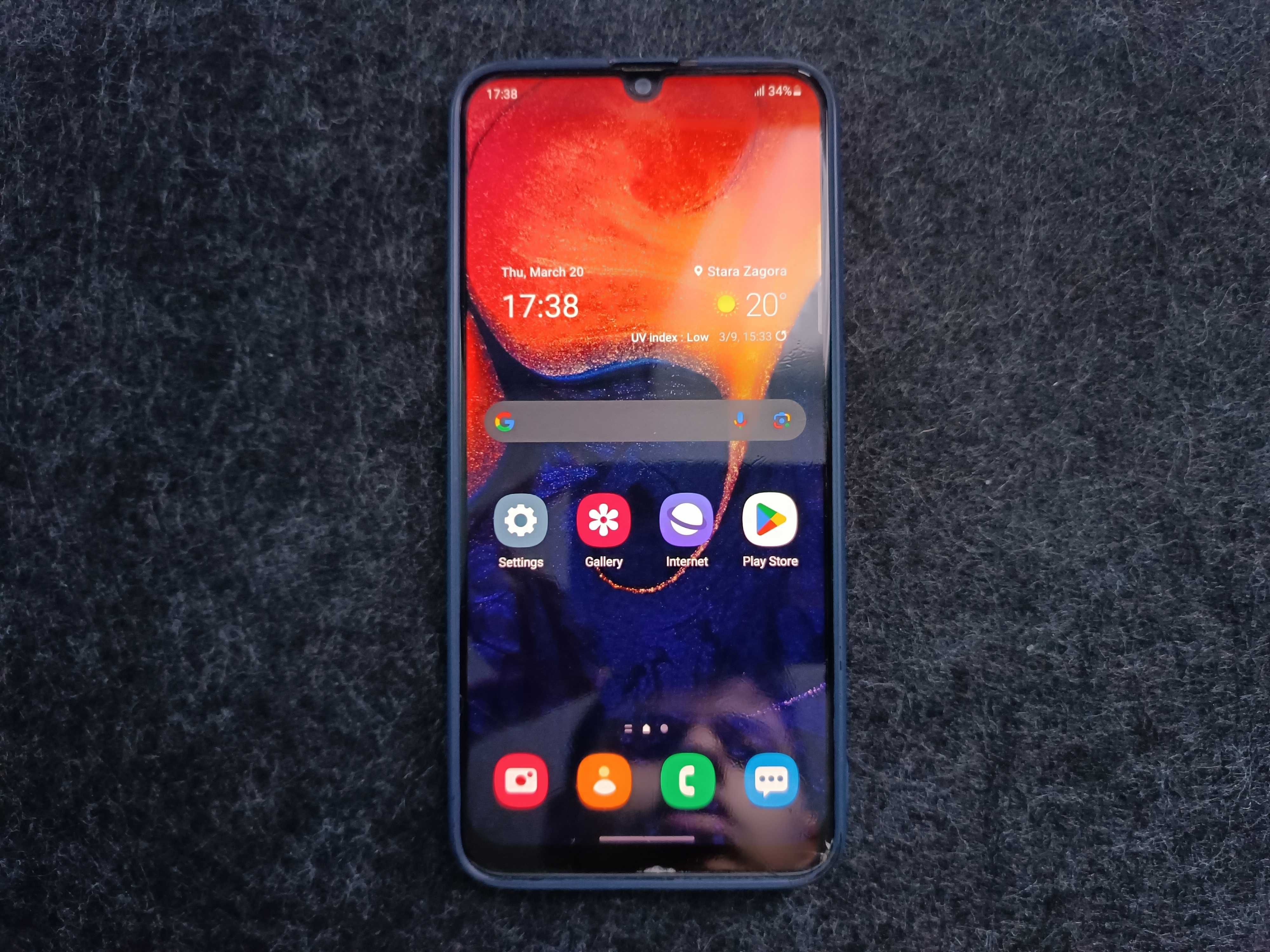 Телефон Samsung Galaxy A50