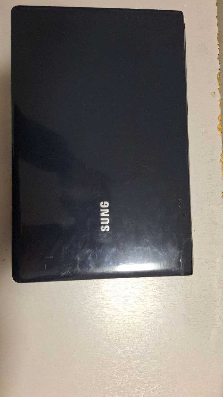 Samsung Notebook sotiladi