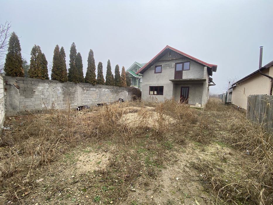 Casa parter+mansarda Simnicu de Sus+teren 721 mp