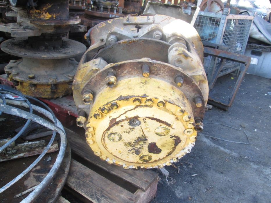 Transmisie ZF 4463412017 de la autogreder