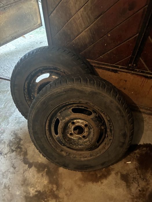 Продавам гуми Nokian 13 цола