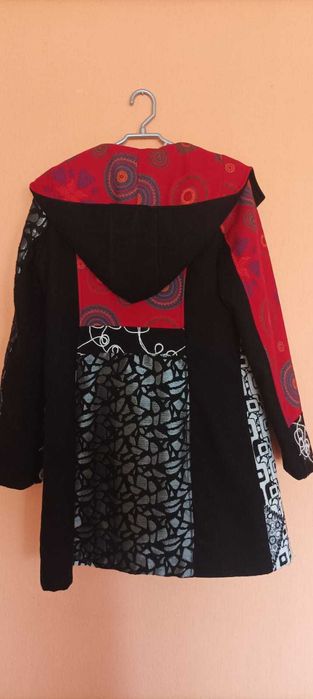 Много красиво палто по модел на Desigual