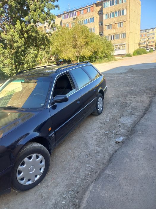 Ауди А6 универсал