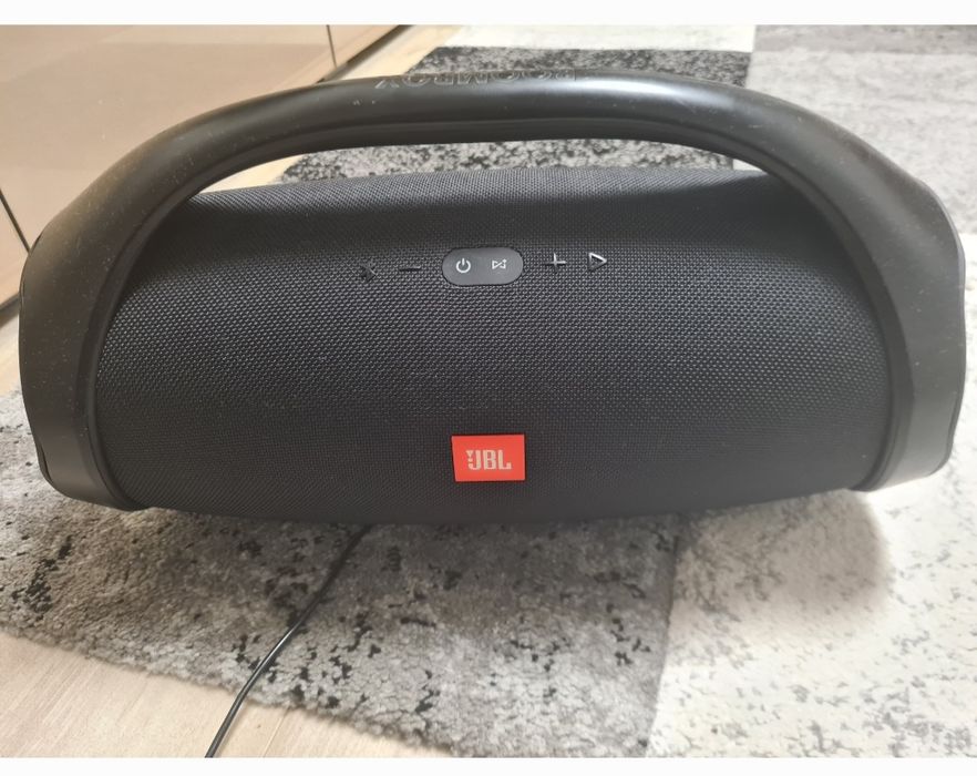 Boxa jbl boombox 2 defecta