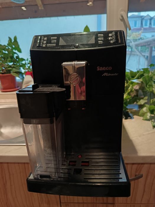 Кафеавтомат Saeco minuto