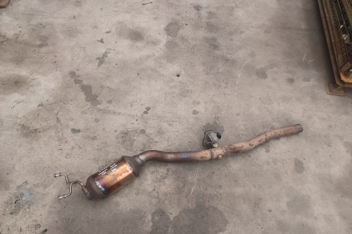 Catalizator 5Q0131701AF 3Q0230BB 5Q0131701AF 3Q0230BB Volkswagen VW T