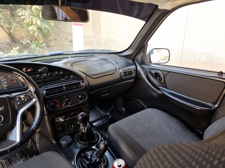 Chevrolet Niva sotiladi