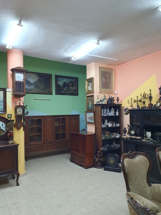 Страхотен антикварен френски каминен часовник