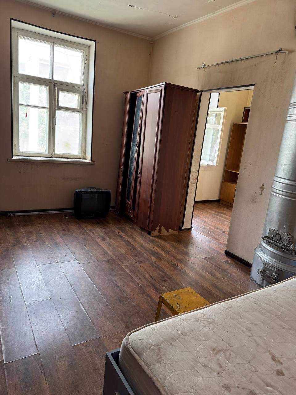 Продажа! 2/2/2 парк Фуркат. 45м2. Балкон 3/3. Переделанная в 3 комн.