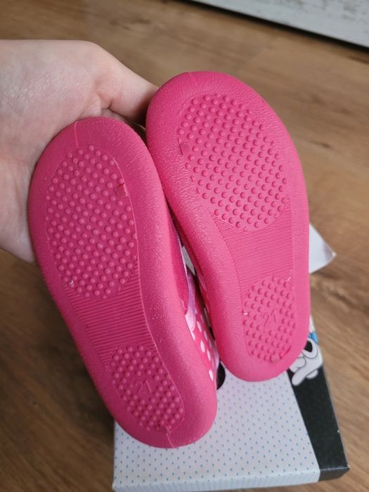 Papuci casa Minnie marimea 21