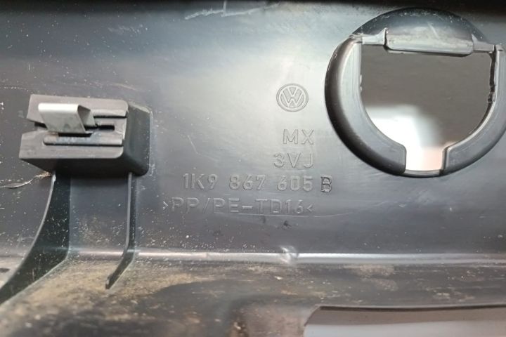 Capitonaj hayon 1K9867605B Volkswagen VW Golf a 6-a generatie