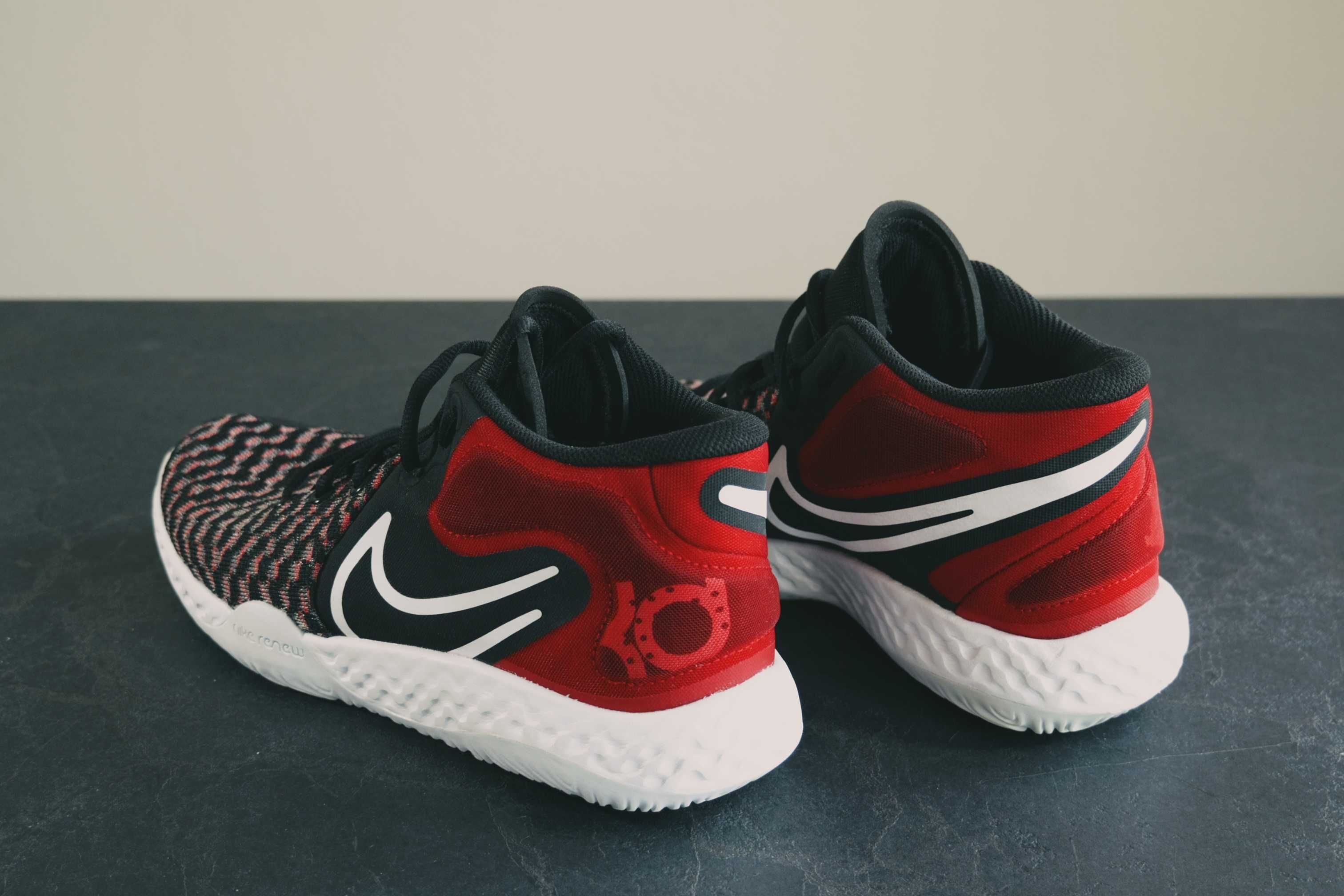 Nike KD Trey 5 VIII Bred - 40 номер Оригинални!
