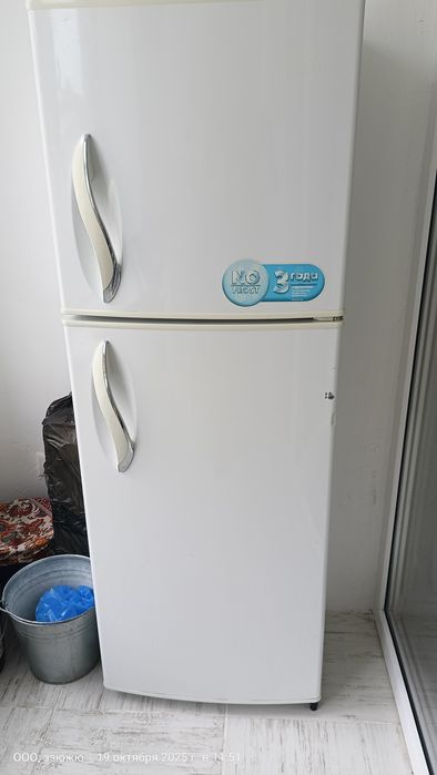 Продам холодильник б/у