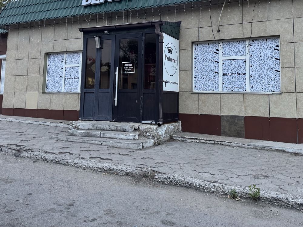 Продается отдельно - стоящее здание по проспекту Республики