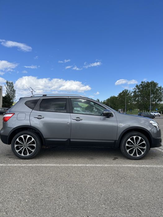 Vând Nissan Qashqai 1.5Dci