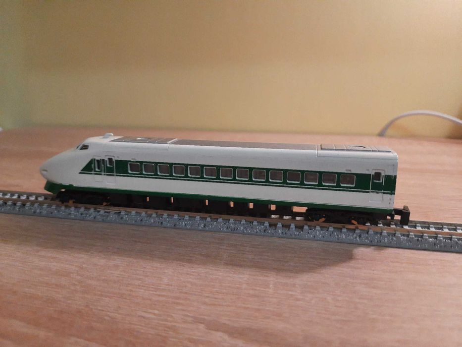 Влак Shinkansen Series 200 J.N.R. N 1:160. Добавка към вашата колекция
