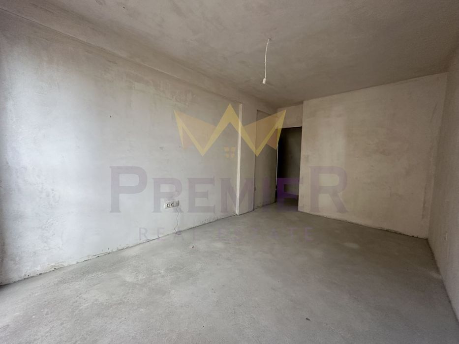 Продава се Тристаен апартамент в Варна, Погреби - 94 кв.м за 1703 €/кв.м - Снимка #4