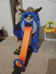 Hot Wheels MEGA Garage,  Stunt Garage si alte seturi