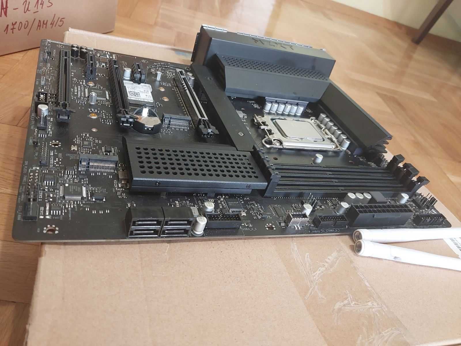 Intel Core i5 14600 + NZXT Z690 N5 , DDR4