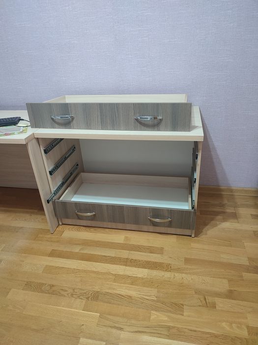 Комод 4 ящика как новый