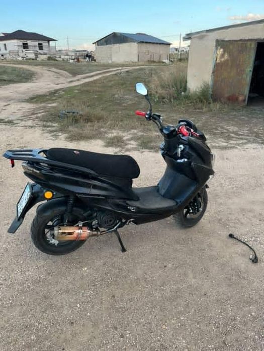 МОПЕД MAXI 150 куб