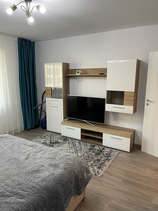 P.F. Apartament cu o camera, Tatarasi, 40mp, decomandat