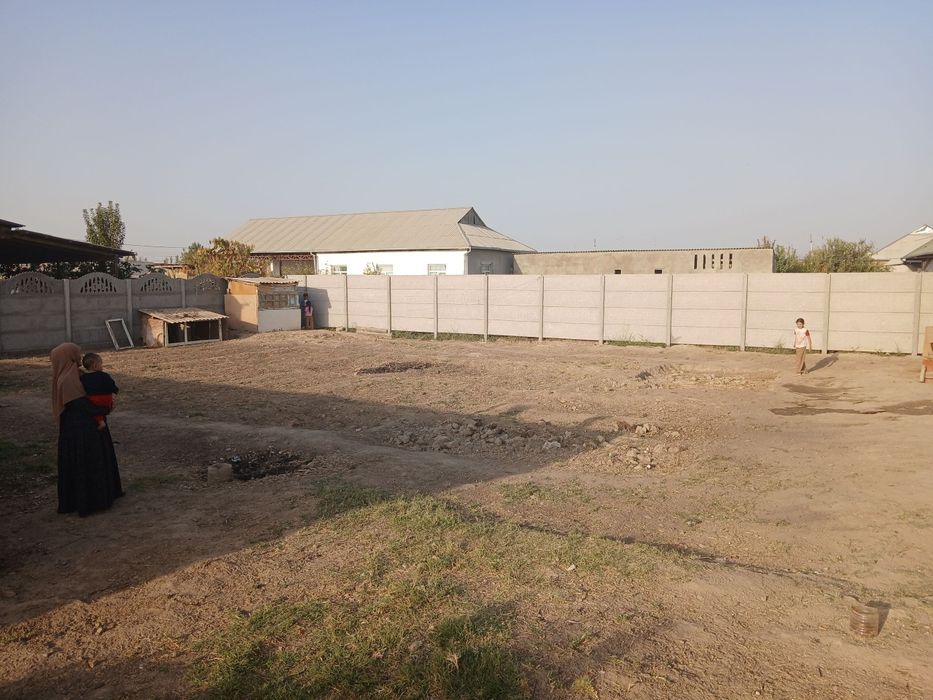 Гулистан Чукурсойда шинам ховли сотилади