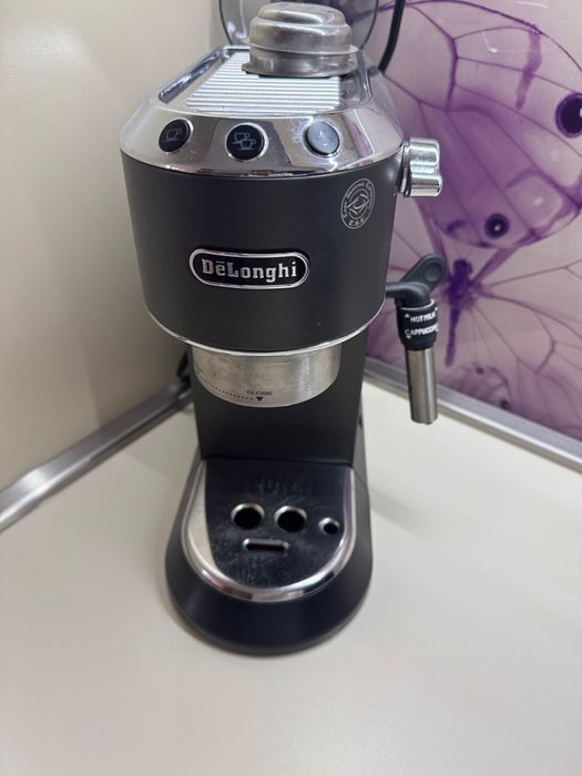 Кафе машина Делонги