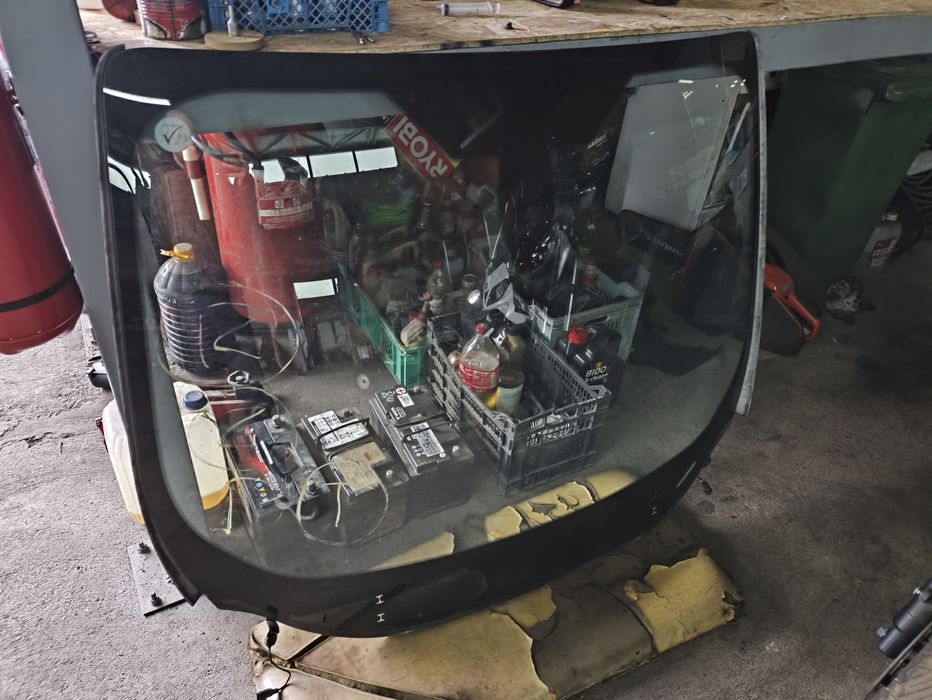 Челно стъкло за Ford Kuga II