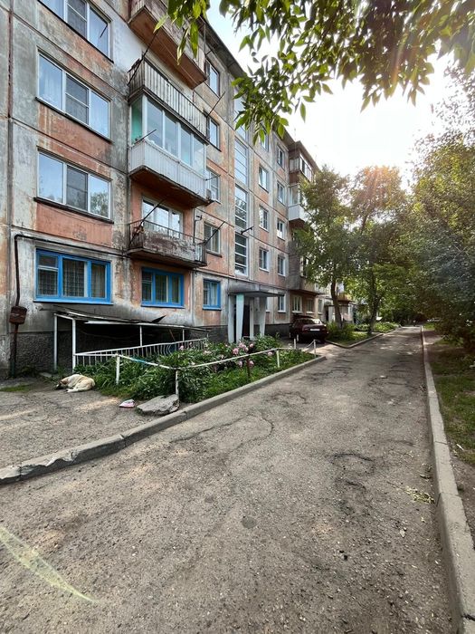 Продается 2х комнатная квартира с раздельной планировкой