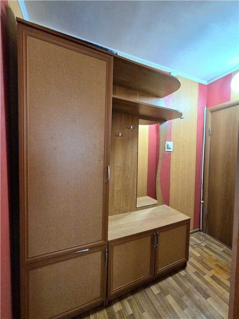 Продам 1 комн квартиру студию на 3 мкр, возле гимназии Элита
на 2/5 эт