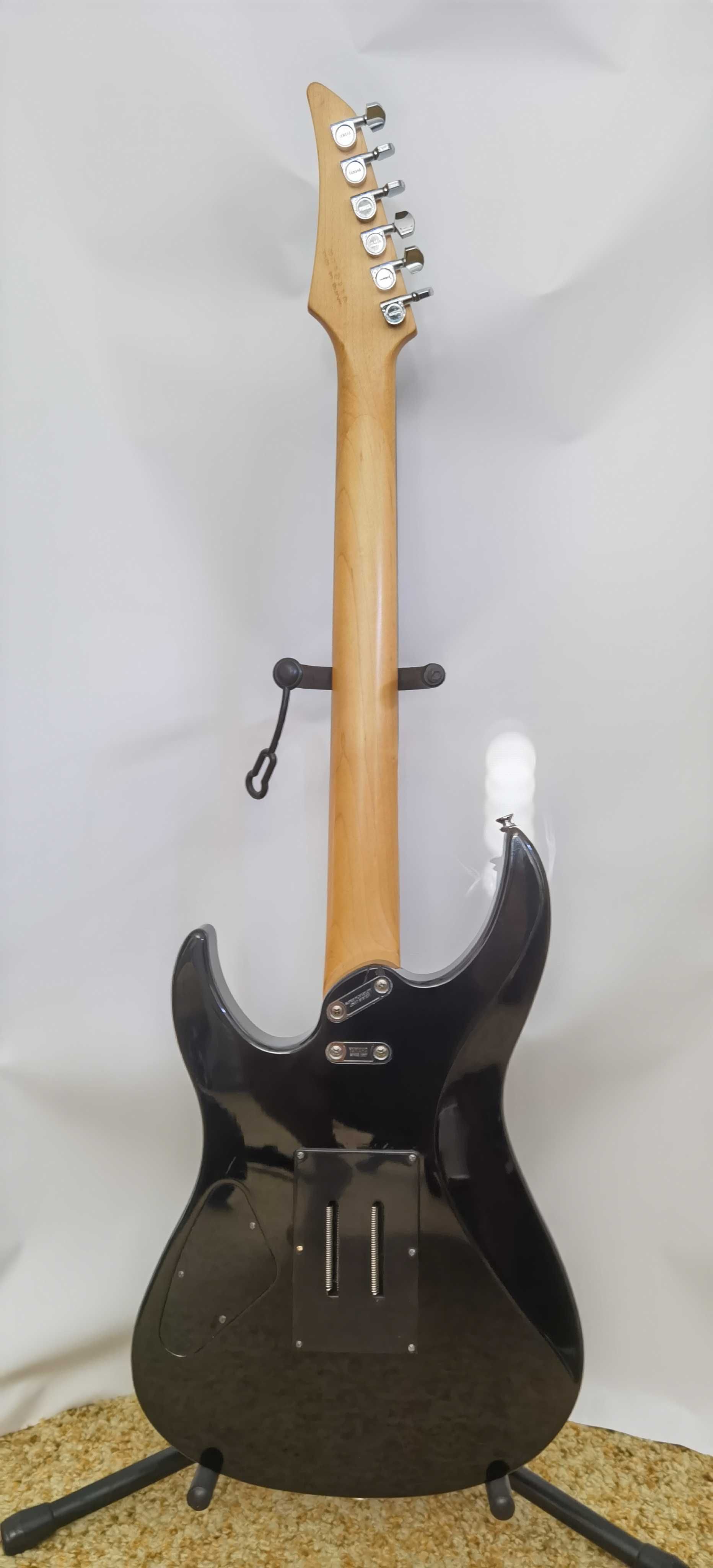 Китара Yamaha RGX321