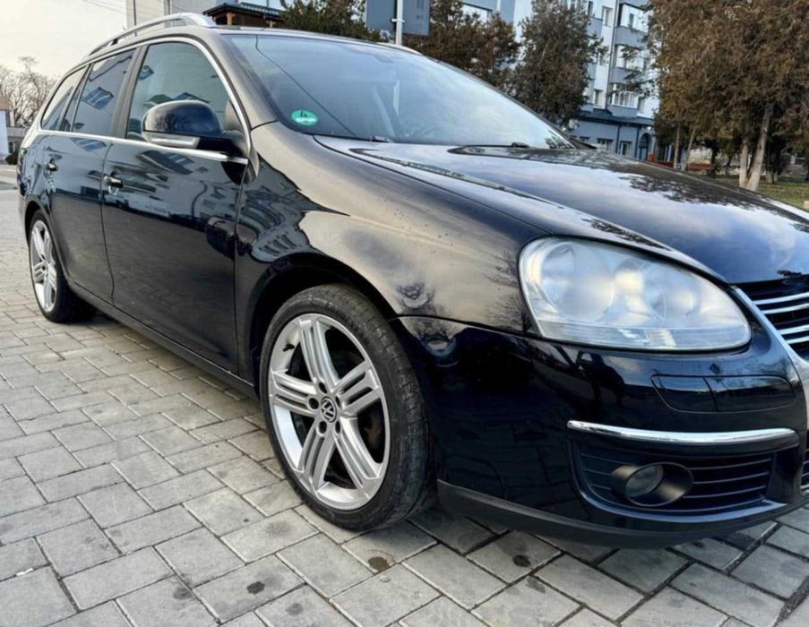 Vând sau schimb  golf 5
