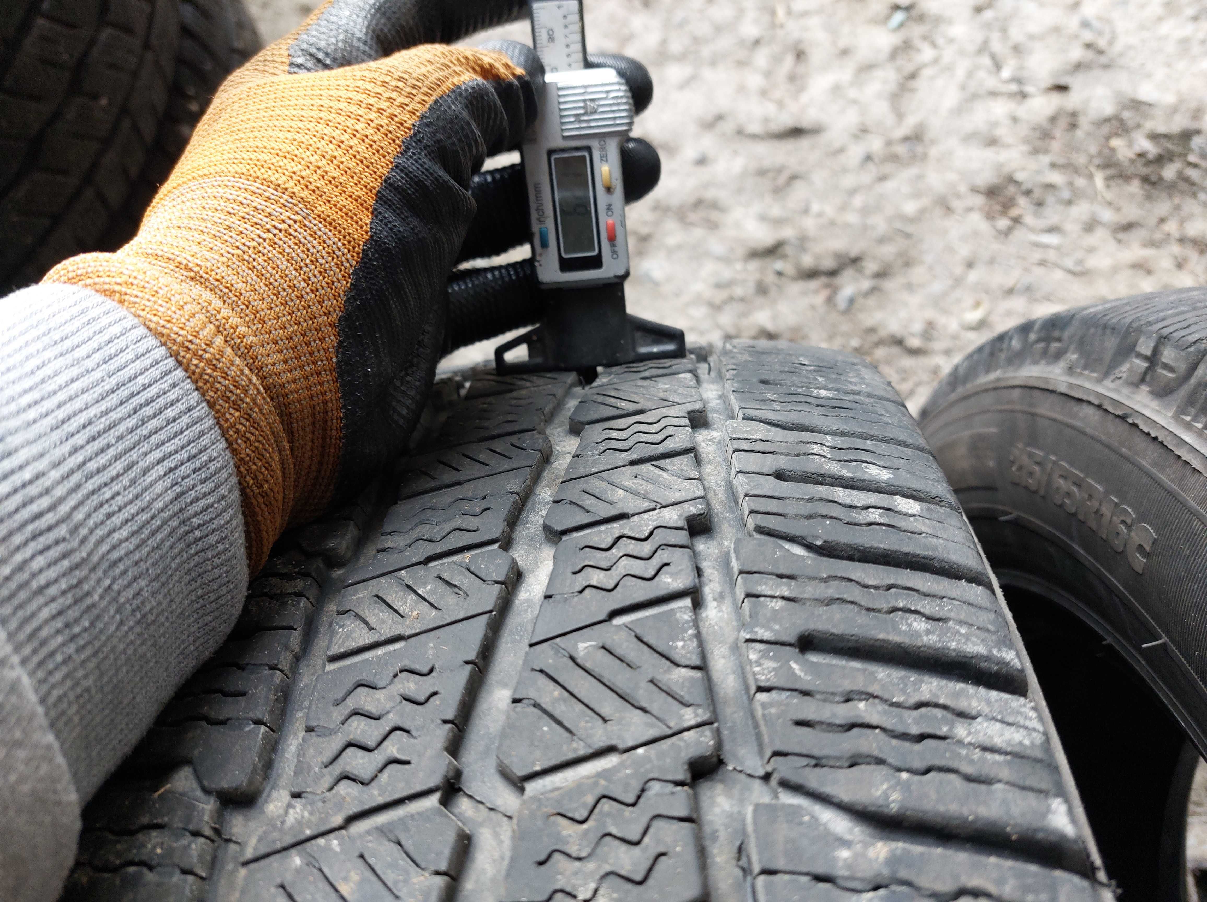 4бр.зимни гуми MICHELIN 215/65/16C 109R DOT 2822-1323