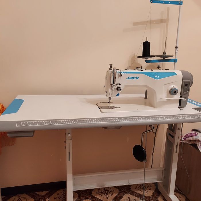 Jack f4 H для средне-тяжелых тканей