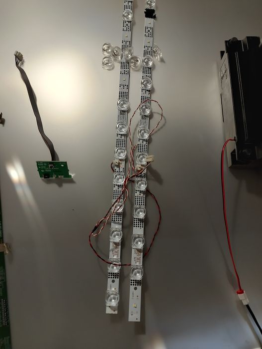 Placa de baza TV TCL 50p615 wifi difuzoare tcon backlight si accesorii