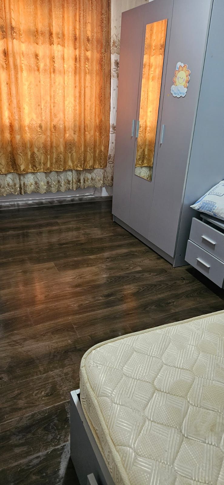 Închiriez apartament
