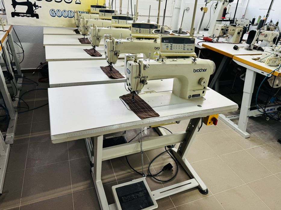 Masina de cusut Liniar Automata Brother S- 7200A motor servo la 220 v