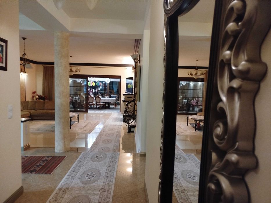 Casa. vila, clădire de vânzare 427 Iași, Lunca Cetatuii