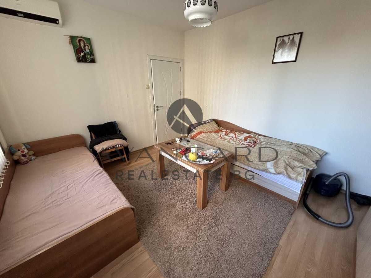 Продава се Тристаен апартамент в Пловдив, Кючук Париж - 84 кв.м за 1548 €/кв.м - Снимка #6