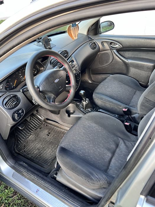 Vand Ford Focus MK1 2001