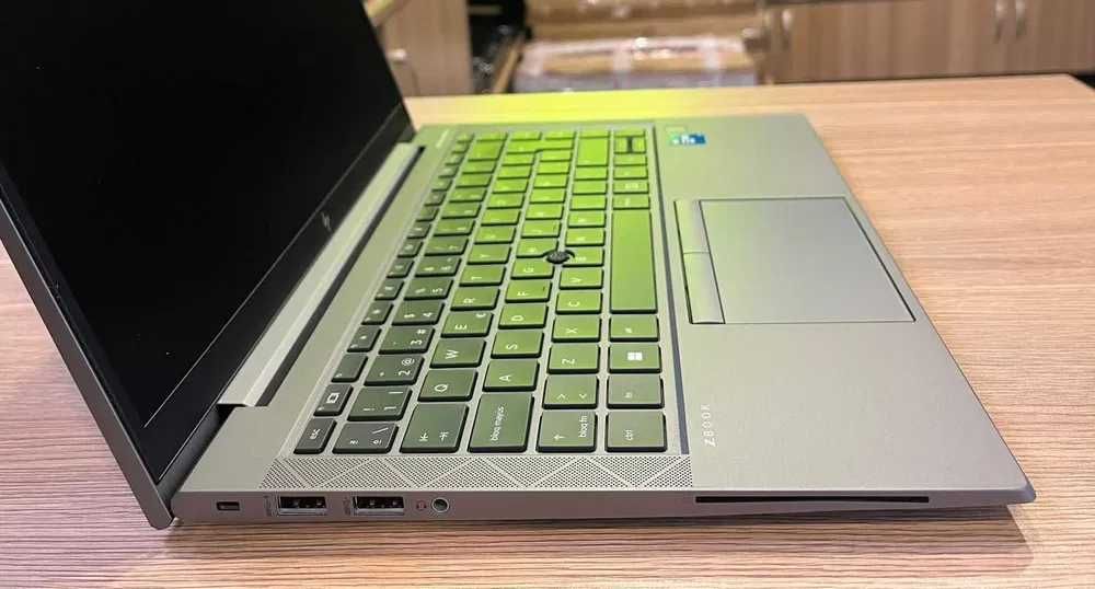 Ноутбук HP Zbook Firefly 14 G8 Core i7-1185G7