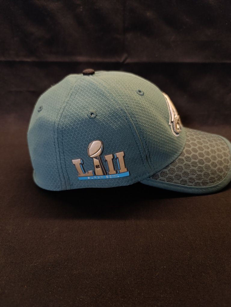 Шапка на Philadelphia Eagles