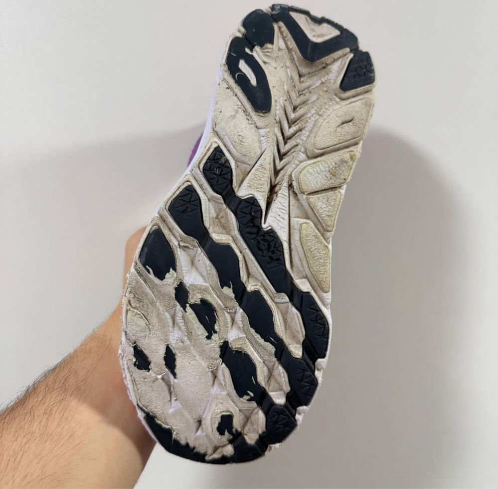 Hoka Clifton 8