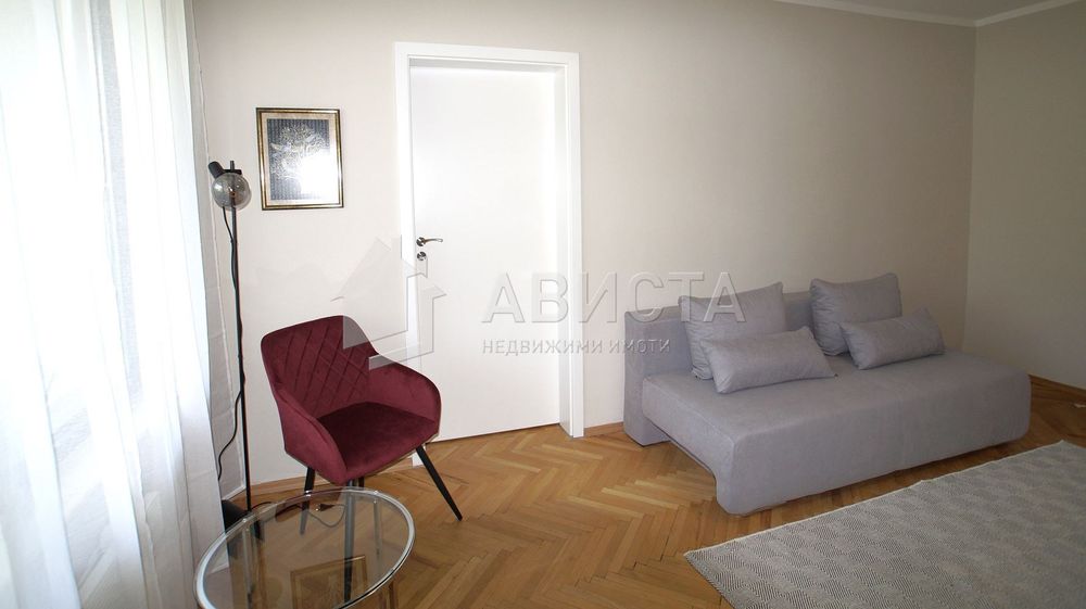 Дава се под наем Двустаен апартамент в София, Иван Вазов - 70 кв.м за 665 € - Снимка #3