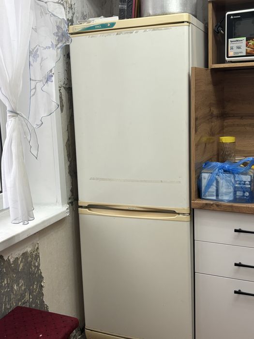 Продам Холодильник Б/У